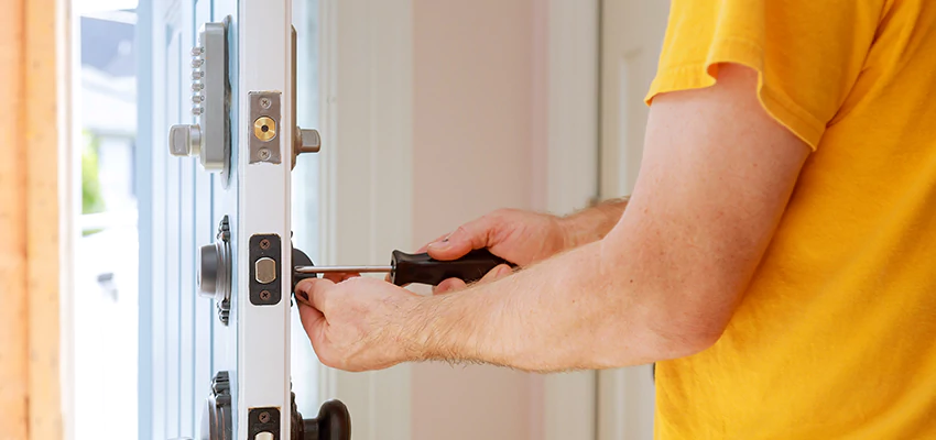 Eviction Locksmith For Key Fob Replacement Services in Bret Harte, CA